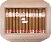 Hoyo de Monterrey Travel Humidor packaging