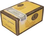 José L. Piedra Cazadores packaging