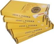 José L. Piedra Cazadores packaging