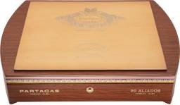 Partagás Especialista en Habanos y La Casa del Habano Exclusivo packaging