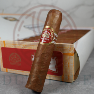 H Upmann Half Corona (2)